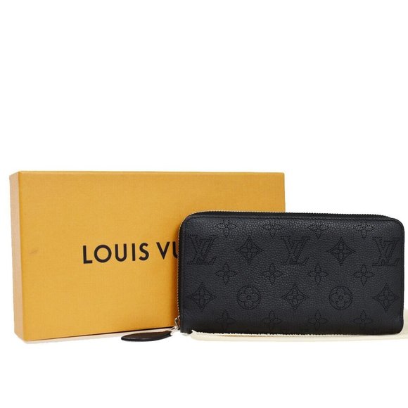Authentic LOUIS VUITTON Zippy Wallet Long Monogram Mahina Leathr Black - Picture 1 of 15